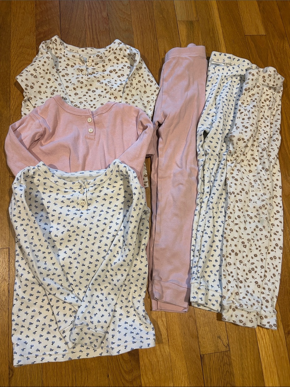 Baby gap organic cotton pajamas size 5